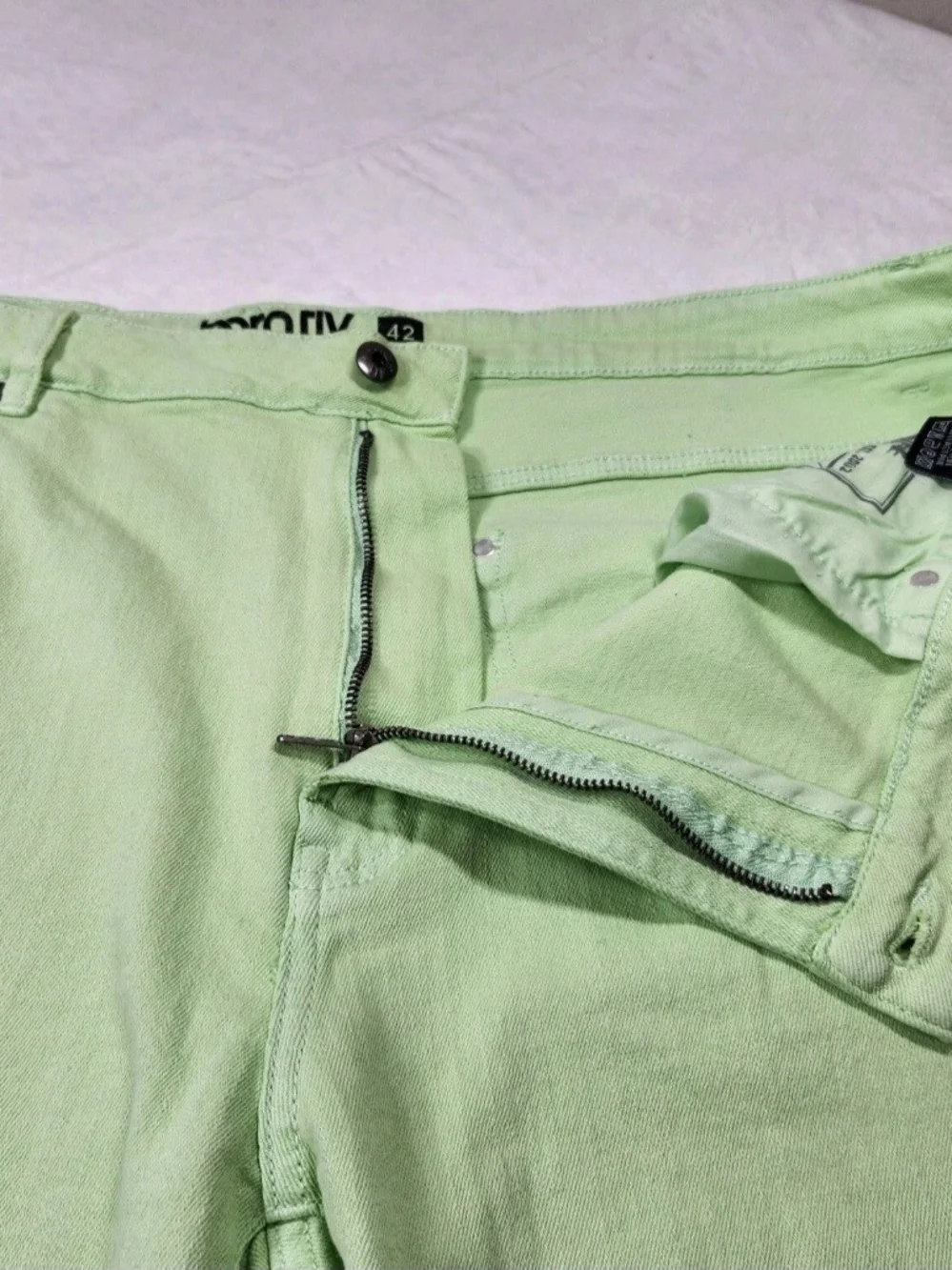 Born Fly Men's Shorts Green Denim Stretch Size 40 NWT 05